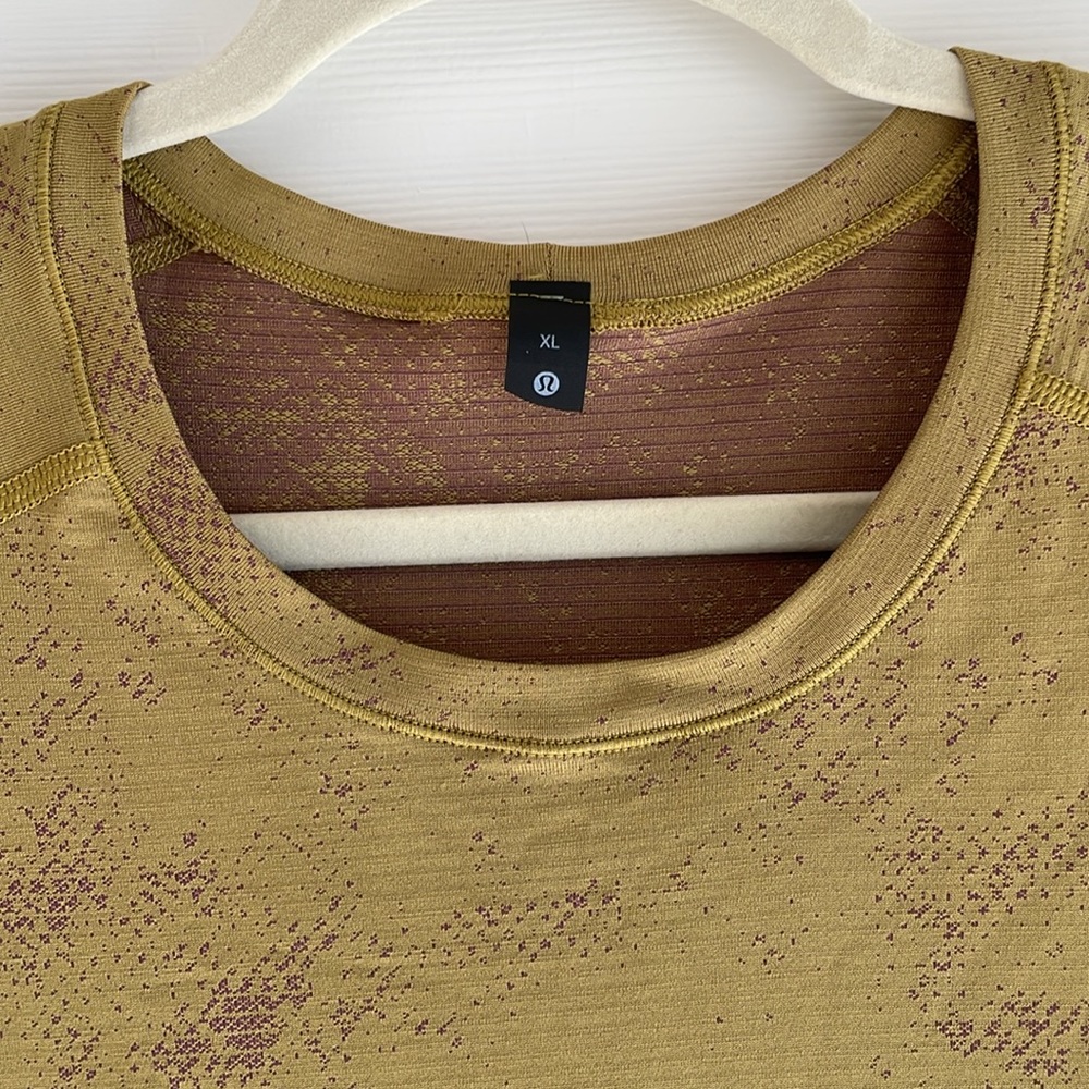 Lululemon Swiftly Tech - Picture 2 of 4